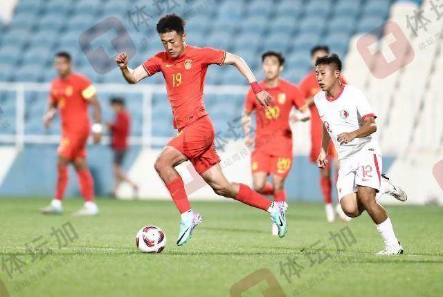 低调看直播-亚洲杯各参赛队忙热身磨合 国足已结束热身计划